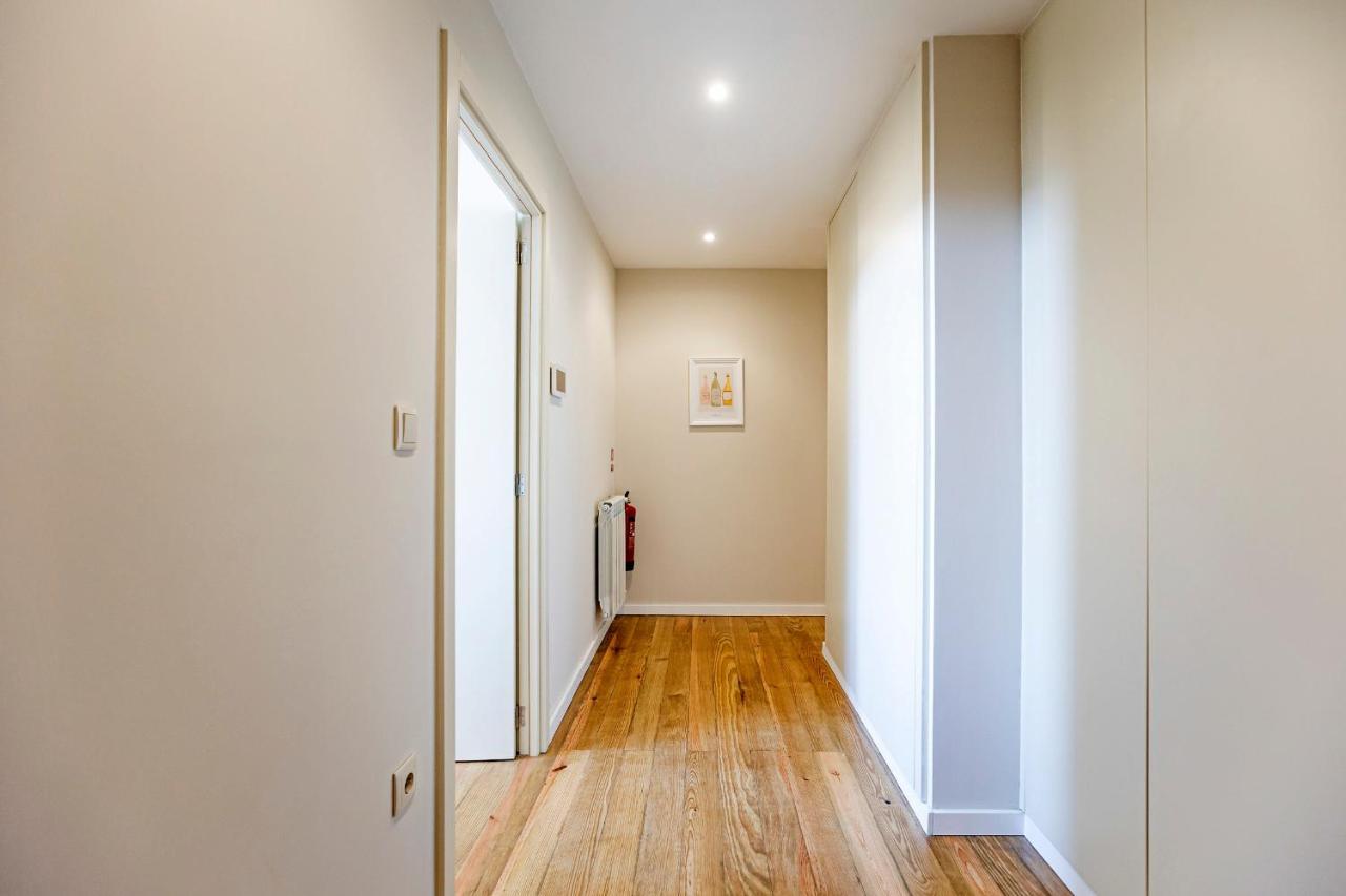 Brand New 4Br W/ 200Yrs Of History In Central Porto By Lovelystay 외부 사진