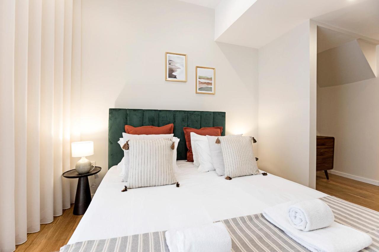 Brand New 4Br W/ 200Yrs Of History In Central Porto By Lovelystay 외부 사진