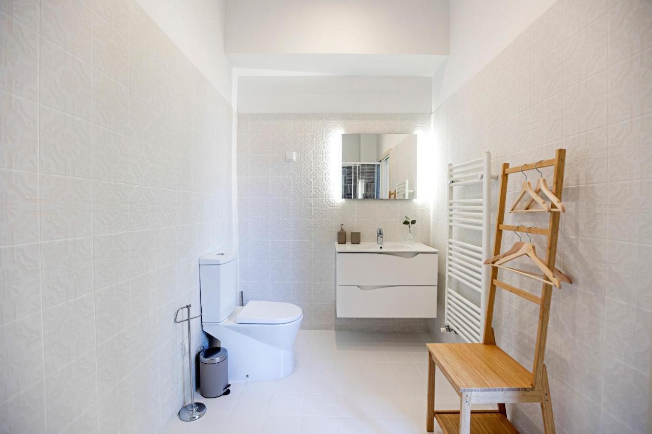 Brand New 4Br W/ 200Yrs Of History In Central Porto By Lovelystay 외부 사진