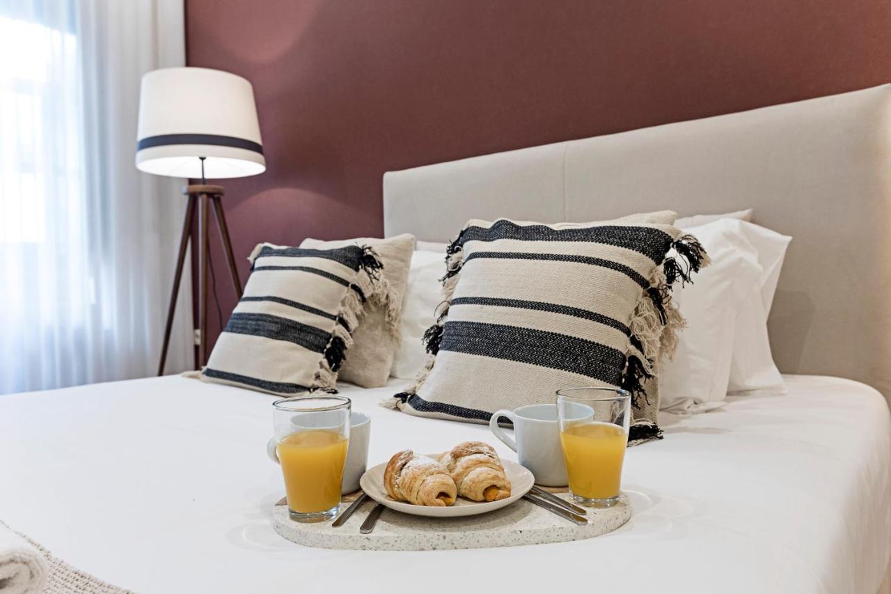 Brand New 4Br W/ 200Yrs Of History In Central Porto By Lovelystay 외부 사진