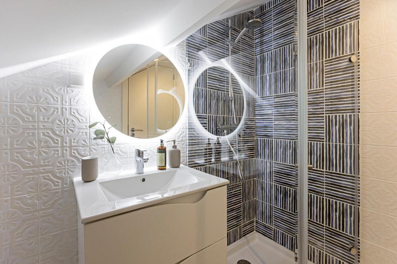 Brand New 4Br W/ 200Yrs Of History In Central Porto By Lovelystay 외부 사진
