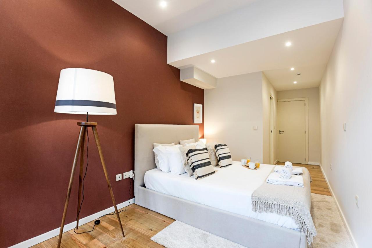 Brand New 4Br W/ 200Yrs Of History In Central Porto By Lovelystay 외부 사진
