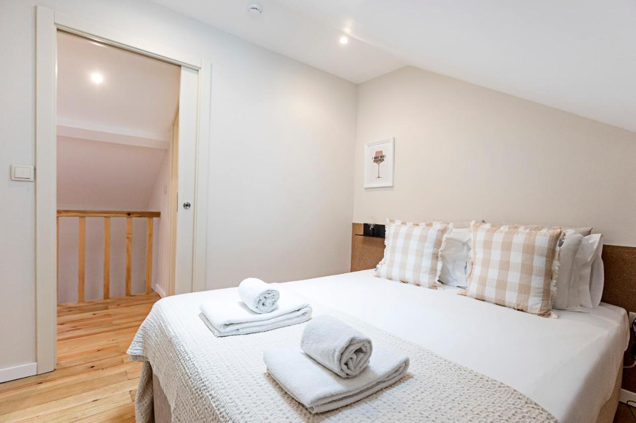 Brand New 4Br W/ 200Yrs Of History In Central Porto By Lovelystay 외부 사진