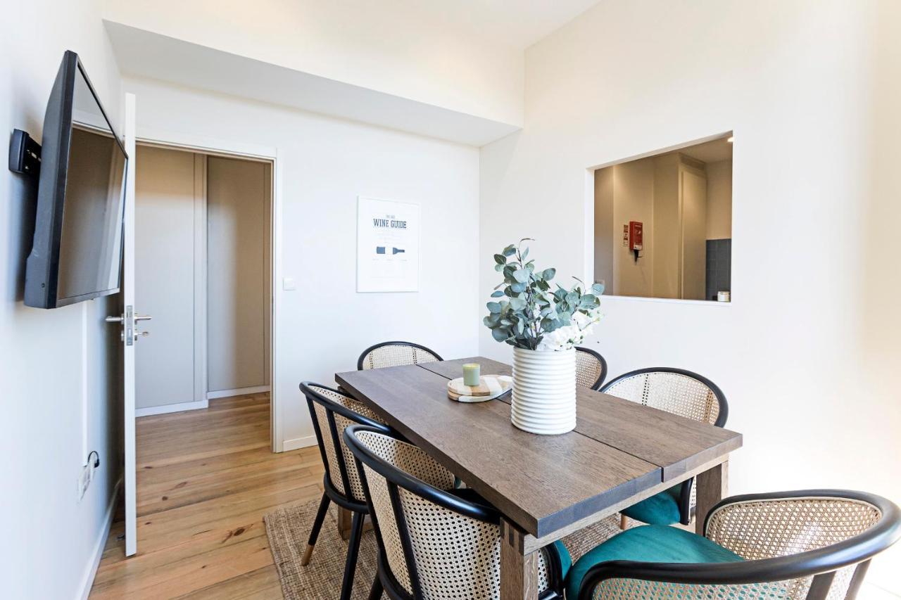 Brand New 4Br W/ 200Yrs Of History In Central Porto By Lovelystay 외부 사진