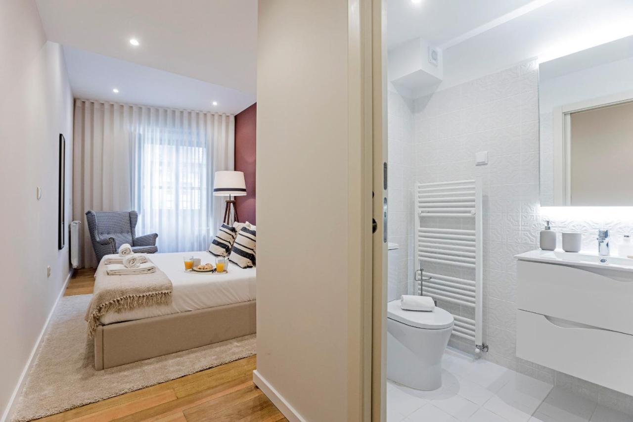 Brand New 4Br W/ 200Yrs Of History In Central Porto By Lovelystay 외부 사진